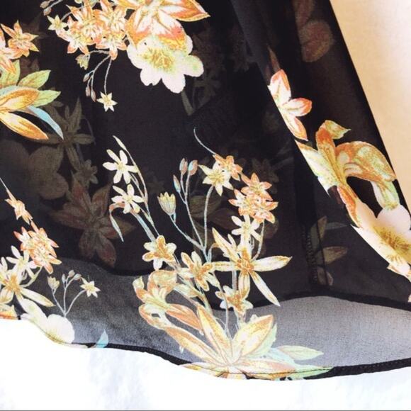 Forever 21 Black Flower Spaghetti-Strap Adjustable Top - Picture 6 of 6